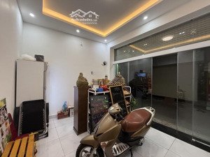 bán nhà phố thái thịnh 25m x 5 tầng thông sàn, mặt tiền 4.2m, cách phố 50m