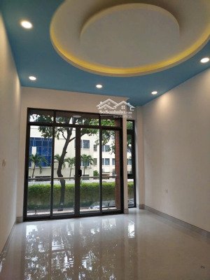 (siêu hiếm) mt võ thị sáu quận 3 giá 12,4 tỷ tl - hđt:35tr/tháng dtcn 55,4m2 pháp lý chuẩn cc liền