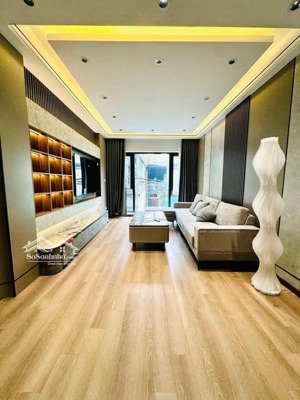 siêu phẩm #ngọc_thụy - hàng xóm #mipec -thang máy - gara ô tô - full nội thất xịn mịn-