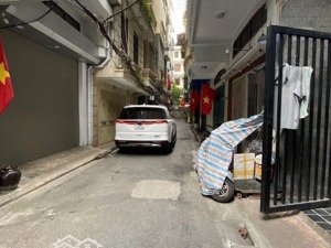 bán nhà phân lô lô góc phố thái hà mặt ngõ ô tô tránh, diện tích 30m2 xây 5 tầng, giá 14.5 tỷ.