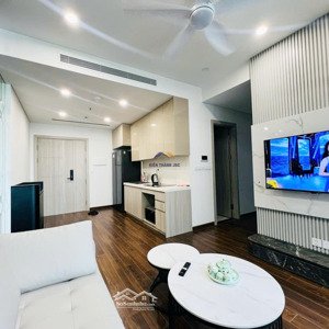 cho thuê căn hộ 2pn tòa d masteri west heights, vinhomes smart city. lh: 
