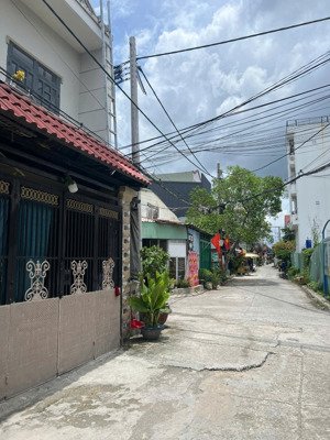 chính chủ cần bán đất / nhà có diện tích 50.7 m2