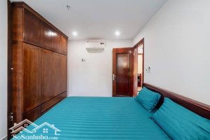 cho thuê căn nhà mt tầng 1 của toà nhà 2 phòng ngủ gần lê văn duyệt