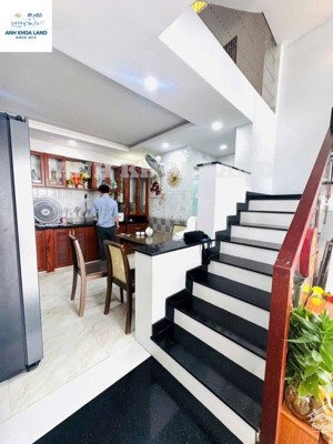 98hbc - nhà 1 trệt - 1 lửng - 2 lầu , đường xe hơi 4m , không ngập