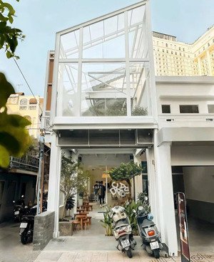 nhà nguyên căn góc - huỳnh tịnh của, quận 3 - 4x18m - 1 lầu