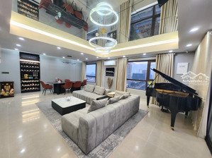 bán chung cư chính chủ udic tây hồ 168m2, full đồ đã cải tạo lại toàn bộ. rẻ nhất khu vực ciputra