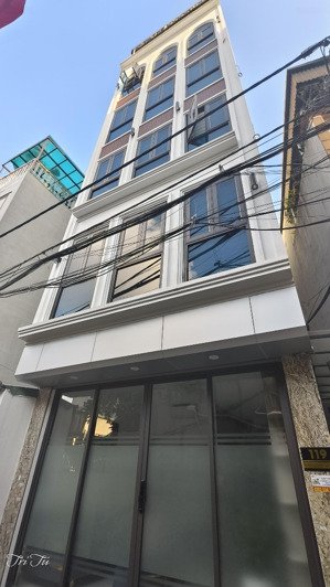 bán nhà vip định công 33m x 6 tầng, mặt tiền 4.5m, thang máy, ô tô vào nhà, lô góc view hồ 9 tỷ hơn