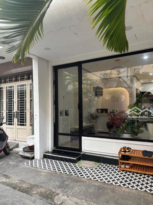 hiếm nhà đẹp ~50m2 hẻm xe hơi 1 trục cách mặt tiền 20m kinh doanh spa cực chất chỉ 9.8