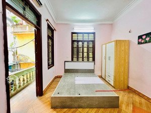 nhà 4 tầng 34m2 lô góc - hoàng ngân - ngõ rộng thông.