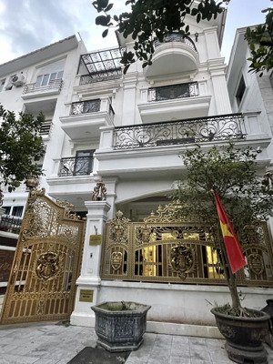 biệt thự siêu vip hh04 kđt việt hưng 190m nội thất nhập khẩu đẳng cấp sống đại gia