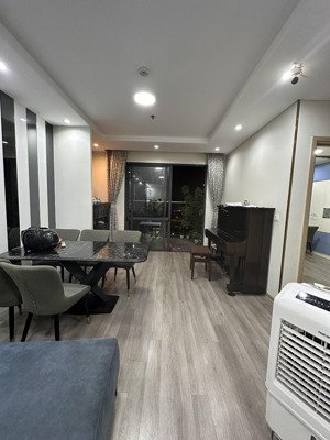 cho thuê cc n04 thành thái, 13,5 triệu, 70m2, 2pn, 2wc full đồ có tl