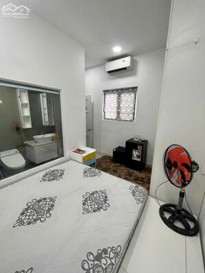 Cho thuê phòng trọ studio có nội thất đường Nguyễn Thanh Tuyền gần sân bay Tân Sơn Nhất.