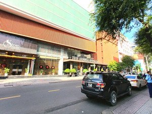 chdv lô góc tôn thất tùng bùi thị xuân quận 1, 13 phòng , 72m2, dòng tiền: 95tr/tháng, 36,8 tỷ tl