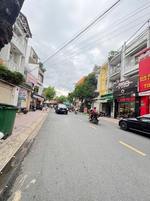 bán nhà mặt tiền họ lê, 4x14.5m, nhà cấp 4, giá 8.5 tỷ