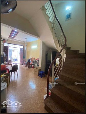 tây kết có chỗ đỗ ô tô ngõ thông, thoáng chỉ 9 củ tỏi