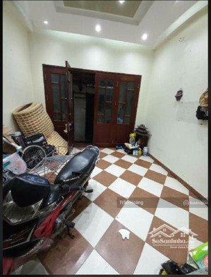 có chỗ để ô tô thoáng nhà đẹp dân xây 2 căn gộp bán chỉ nhỉnh 5-10 tỏi