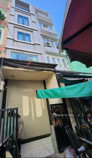 bán nhà đường nguyễn thiện thuật quận 3 hẻm xe tăng 10m , 4 lầu st nhà mới ở ngay chỉ 9,2 tỷ