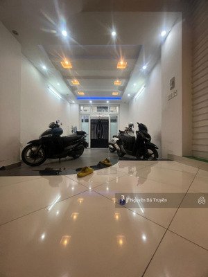 bán nhà đường nguyễn thiện thuật quận 3 hxh 8m nhà mới đẹp 5 tầng btct - ô tô ngủ trong nhà - 64m2