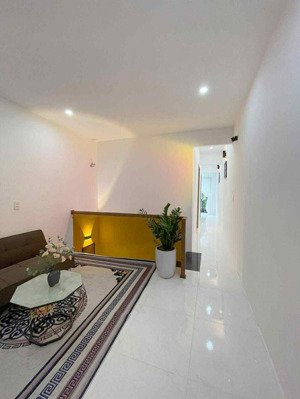 nhà 2 tầng vừa ở vừa kinh doanh kiệt ô tô 5m hùng vương chỉ 4,75 tỷ