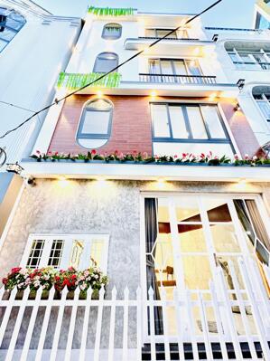 Nhà mới 4 tầng 6x5m 3PN 3WC 237/79H Nguyễn Văn Đậu 5.75 tỷ