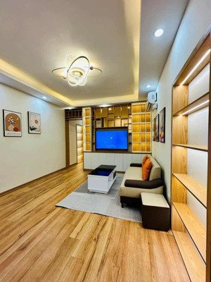 chính chủ bán nhà riêng , gần ô tô tại xã đàn, hàng hiếm tại đẹp, nhiều tiện ích, dt 25m2 giá 5 tỷ