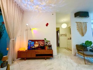 hot! bán căn góc 2pn privia kđ full nt cao cấp siêu đẹp , đang có hđ thuê 24tr .lh 