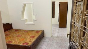 cho thuê nhà 2 tầng, diện tích sd 100m2 phố hồng mai, phường bạch mai, q. hai bà trưng.