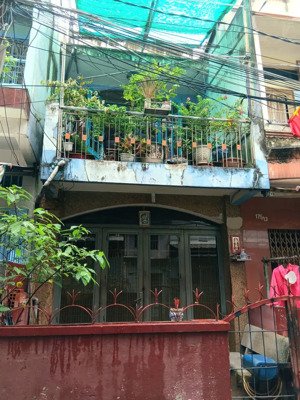 bán nhà hẻm 20m ra mặt tiền, đường lê hồng phong, quận 5, nhà rộng nở hậu, giá 7.5 tỷ