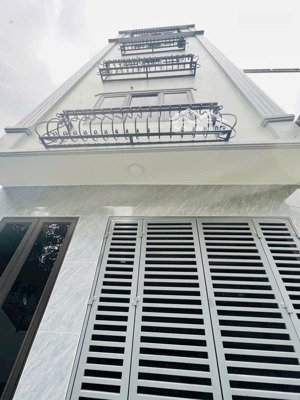 hiếm có khó tìm, 50 m2 xây mới 4 tầng chỉ hơn 7 tỷ, để ở hay đầu tư giữ tiền quá hợp lý, tây mỗ