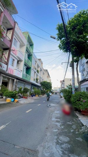 tên lửa mặt tiền - đường nhựa 12m có lề _ aeon mall bình tân _ 75m2 ( 5 tầng ) sồ vuông a4,không lg