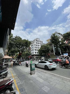 bán tòa nhà mặt phố huế, hai bà trưng 132m², 6 tầng thang máy, cho thuê ổn định, giá tốt