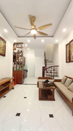 80m2 /3 tầng gần aeon thạch bàn long biên bán gấp giá 7 tỷ 45