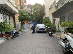 bán nhà mặt tiền 4 tầng p.13 tân bình, sát vincom, công nhận 72m², 5 phòng ngủ, sổ hồng riêng.