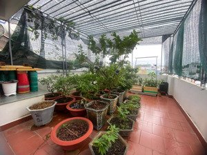 nhà may mắn duy nhất có 9.5 tỉ tại vườn lài 5 tầng 5 pn đúc kiên cố nội thất cao cấp , hxh