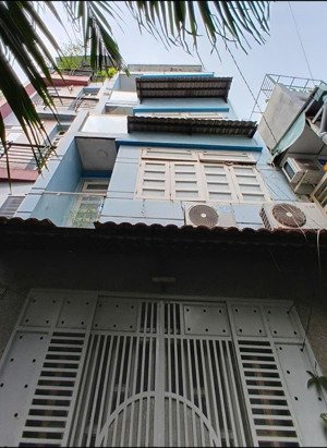 bán nhanh chdv hẻm xe tải nguyễn tiểu la - q.10 - 57m - 5 tầng - thu 300tr/năm. chỉ 8.x tỷ. tl.