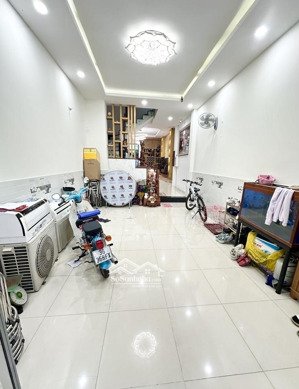 bán nhà sát tô hiệu, 60m2, nhà mới ở ngay, xe hơi đỗ cửa, gần đầm sen,giáp q11, chỉ 7 tỷ nhỉnh