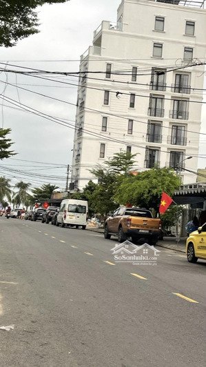 đừng nghe giá tiền mà đã sợ thì sao có vị trí siêu đẹp ngay sát phạm văn đồng, 300m xuống biển
