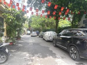 ngã 4 khuất duy tiến - nguyễn trãi, ô tô, kinh doanh, bán đất tặng nhà 3tầng 55m2 mt5m, 21ty(ctl).