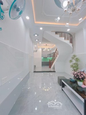 nhà mới siêu đẹp tân bình 4 tầng vào ở ngay nhỉnh 7 t.ỷ (còn thương lượng tốt)