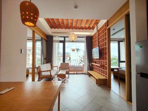 căn hộ dịch vụ 1pn tách bếp có ban công lớn full nội thất - điện biên phủ, bthanh 2p sang q1 - hott