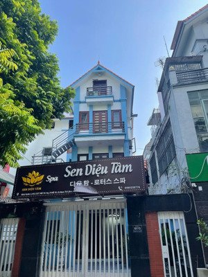 ch thuê bt mễ trì hạ. mễ trì nam từ liêm, vị trí đắc địa. dt 170m, mt 10m, 4 tầng. giá 50tr/th