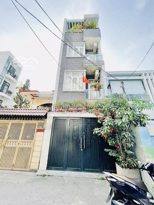 bán nhà mặt tiền phó đức chính, p1 bình thạnh sát q1, 4 tầng 5pn 5wc giảm 300tr còn 14.5 tỉ