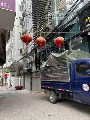 chỉ 19.8 tỷ dòng tiền 100 tr/tháng - cách mặt phố lạc long quân 60m -ô tô tránh 10m -dt85m-7t -mt5m