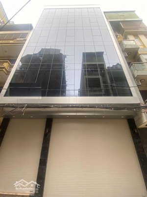 cho thuê nhà mặt phố trần quốc hoàn. dt 60m2, 6 tầng, mt 7m, thang máy, điều hòa. kinh doanh đỉnh