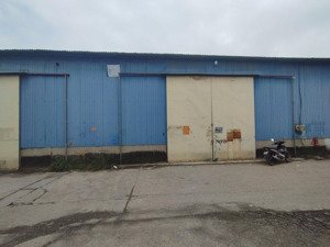 cho thuê kho km14 đại lộ thăng long, vân côn. dt 1000m, cao 8m, có điện 3fa, nước sạch. giá 40k/m