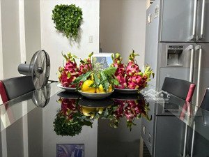 nhà đẹp 4 tầng có hầm để xe, full nội thất gỗ gõ đỏ 24 hoa hồng, cầu kiệu, gần quận 1 giá 26tỷ