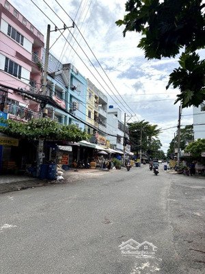 gấp bán nhà ngay aeon mall bình tân đường xe tải thông - dt 5 x 20m không lộ giới chỉ nhỉnh 7 tỷ