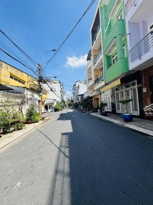 bán nhà hẻm xe tải đường số 1, khu tên lửa, dtsd 180m2, ngang 4m, 4 tầng, chỉ 7. xx tỷ