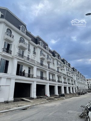 7,935 tỷ- shophouse 5 tầng hoàng huy green river