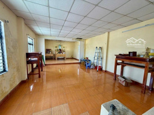 nhà 3 tầng mặt tiền hoàng dư khương, vị trí đắc địa giá chỉ nhỉnh 8tỷ kiên cố, ở ngay hoặc cho thuê